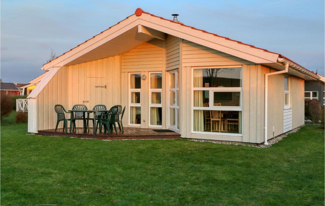 Nice home in Friedrichskoog with 2 Bedrooms, Sauna&WiFi Buitenkant foto